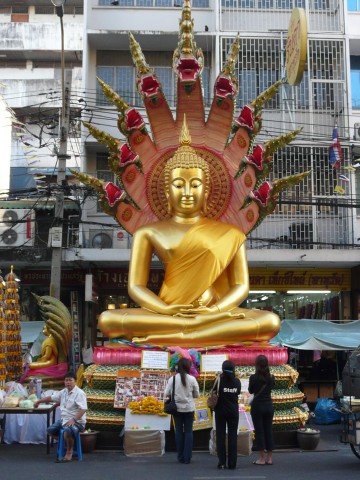 Buddha in Chinatown street